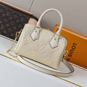 Louis Vuitton Speedy Bandoulière 20 in White